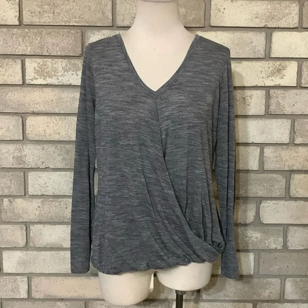 Athleta top size medium